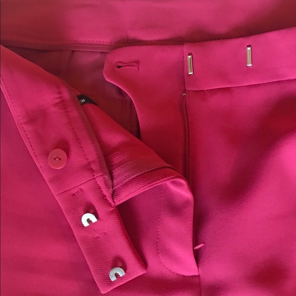 Vibrant Pink Cropped Pants - Picture 4 of 5